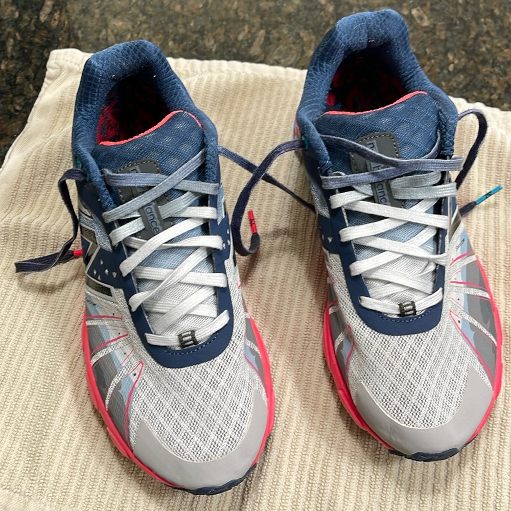 New Balance 890 Running Shoes Womens Size 9 1/2
